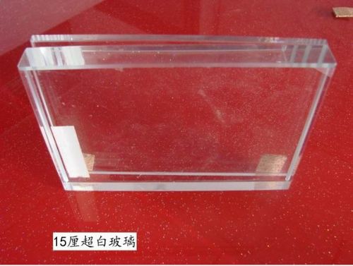 沈陽超白玻璃浮法玻璃定制